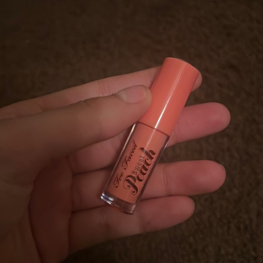 Two faced peach lip gloss mini